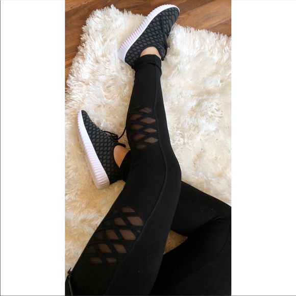 Pants - Sold out // ROXY Mesh Leggings